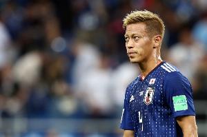 日本1-0领先!本田圭佑:虽然我没上场比赛但是嗓子有点干,头晕